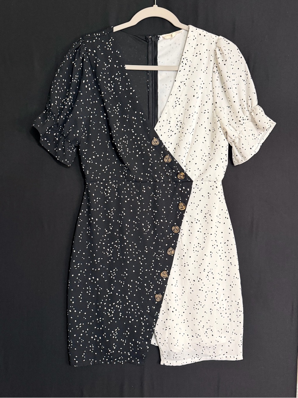 entro Black and White Dot Two-Tone Mini Dress Cruela Devil Zip up Disney Day